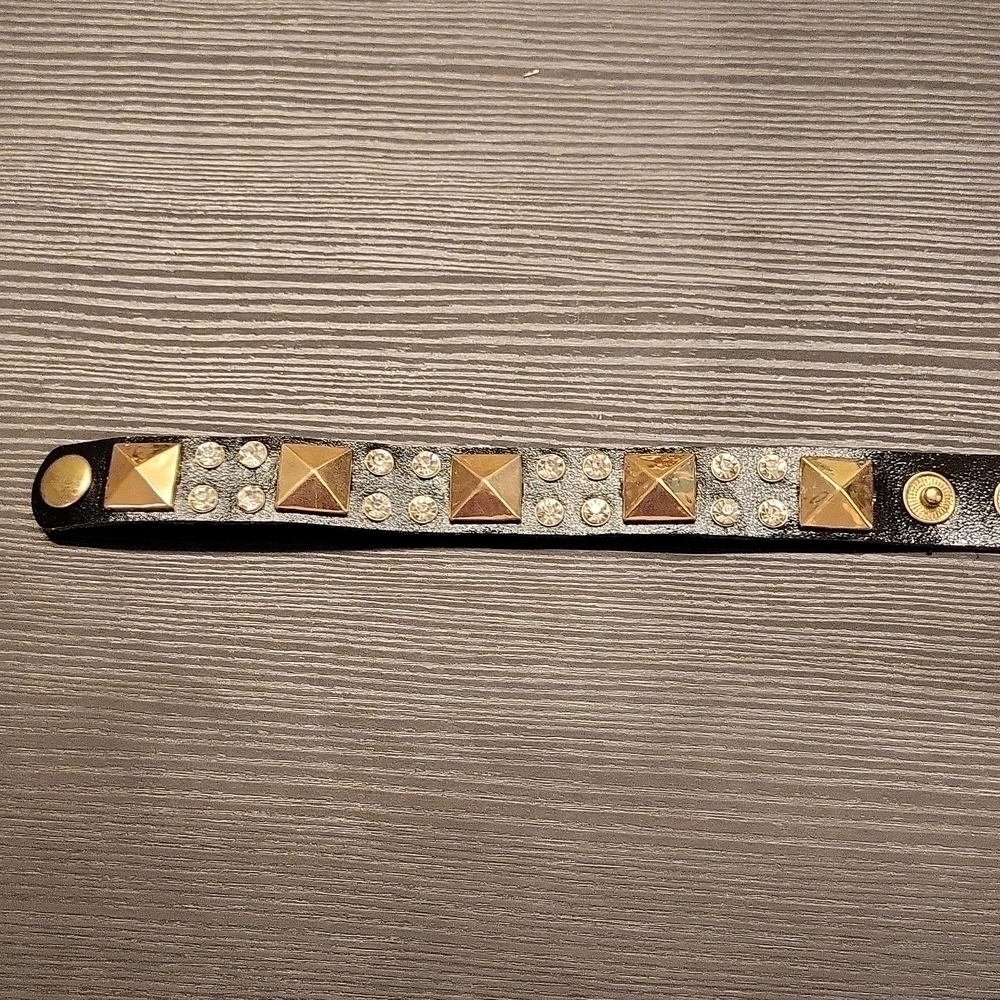Adjustable bracelet